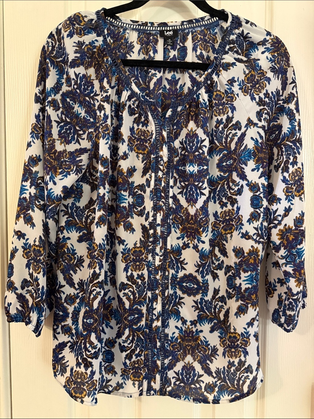 Lee Women's Blue and Brown Floral Peasant Blouse